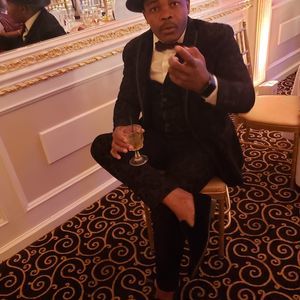 Meet your Posher, Herole